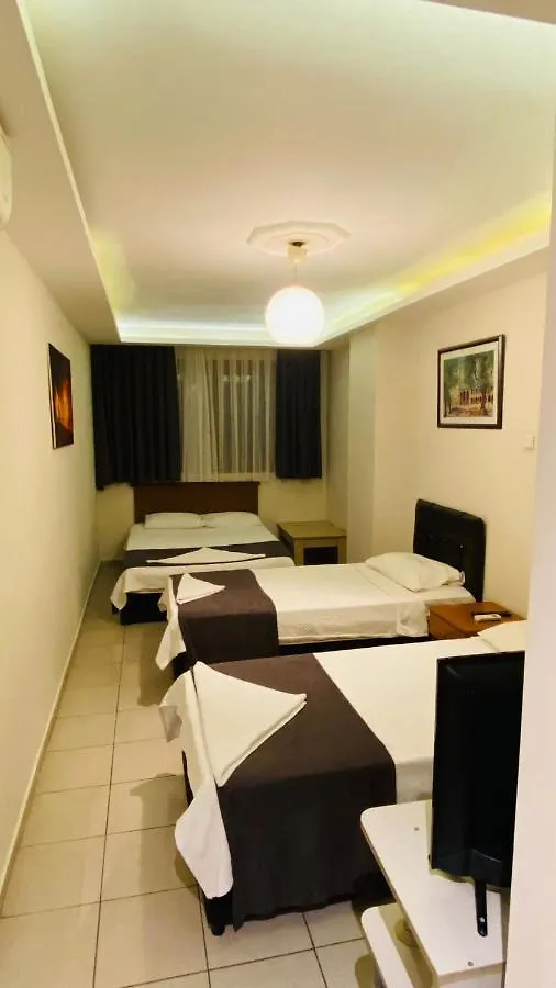 Hotel Feryil Centrum Fethiye Bed & Breakfast
